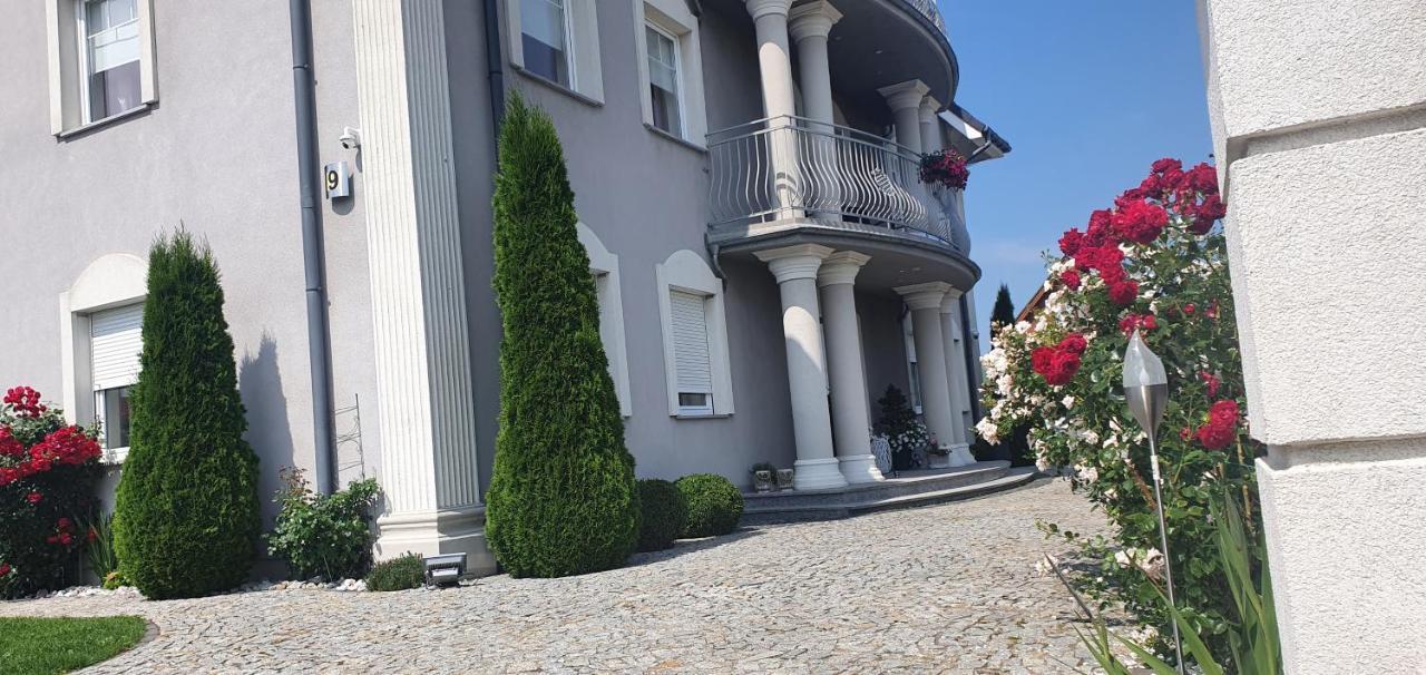 Villa TAAN Royal Rewal Esterno foto